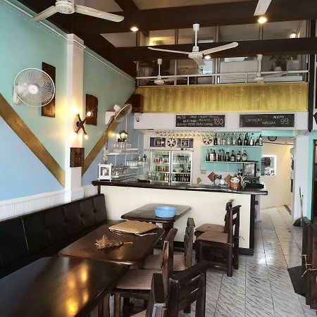 Karon Bellmans Restaurant & Guesthouse מראה חיצוני תמונה