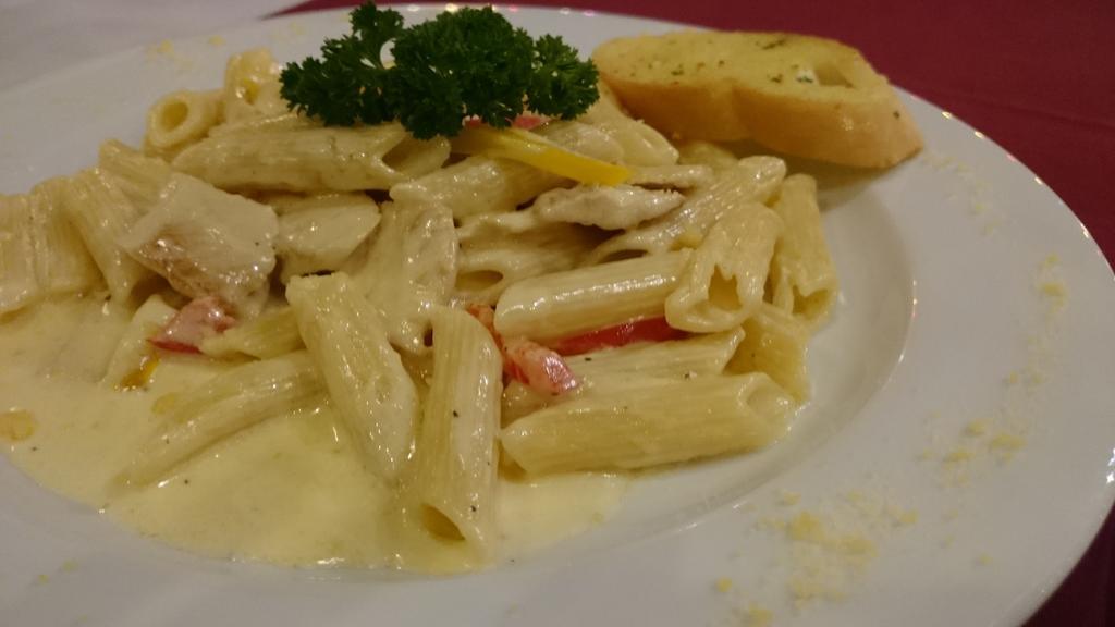 Karon Bellmans Restaurant & Guesthouse מראה חיצוני תמונה