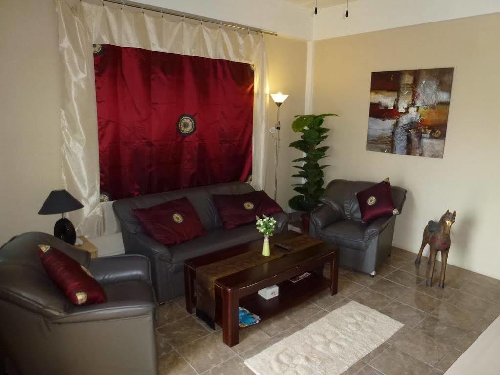 Karon Bellmans Restaurant & Guesthouse מראה חיצוני תמונה