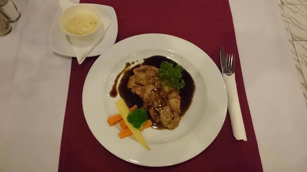 Karon Bellmans Restaurant & Guesthouse מראה חיצוני תמונה