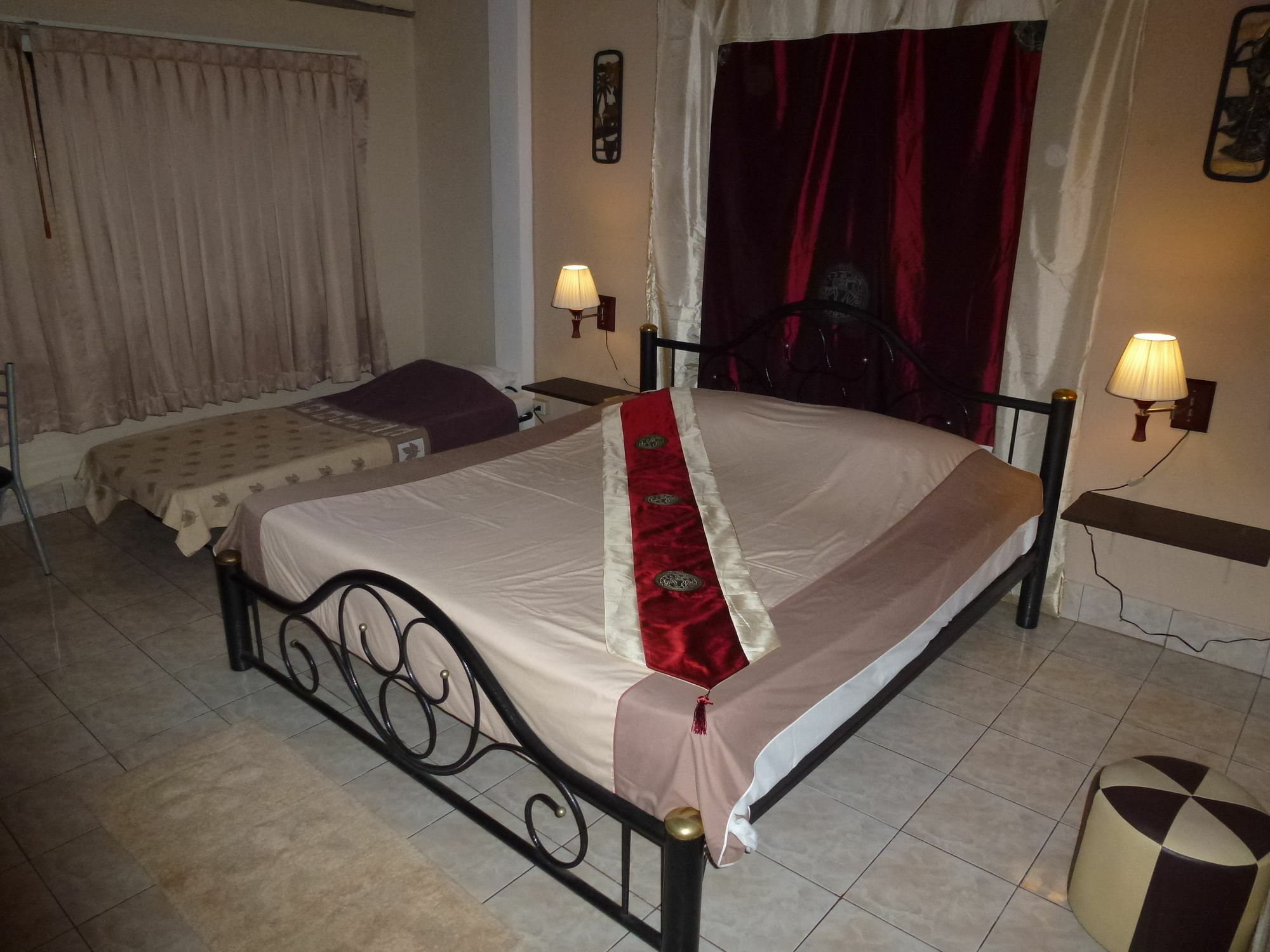 Karon Bellmans Restaurant & Guesthouse מראה חיצוני תמונה