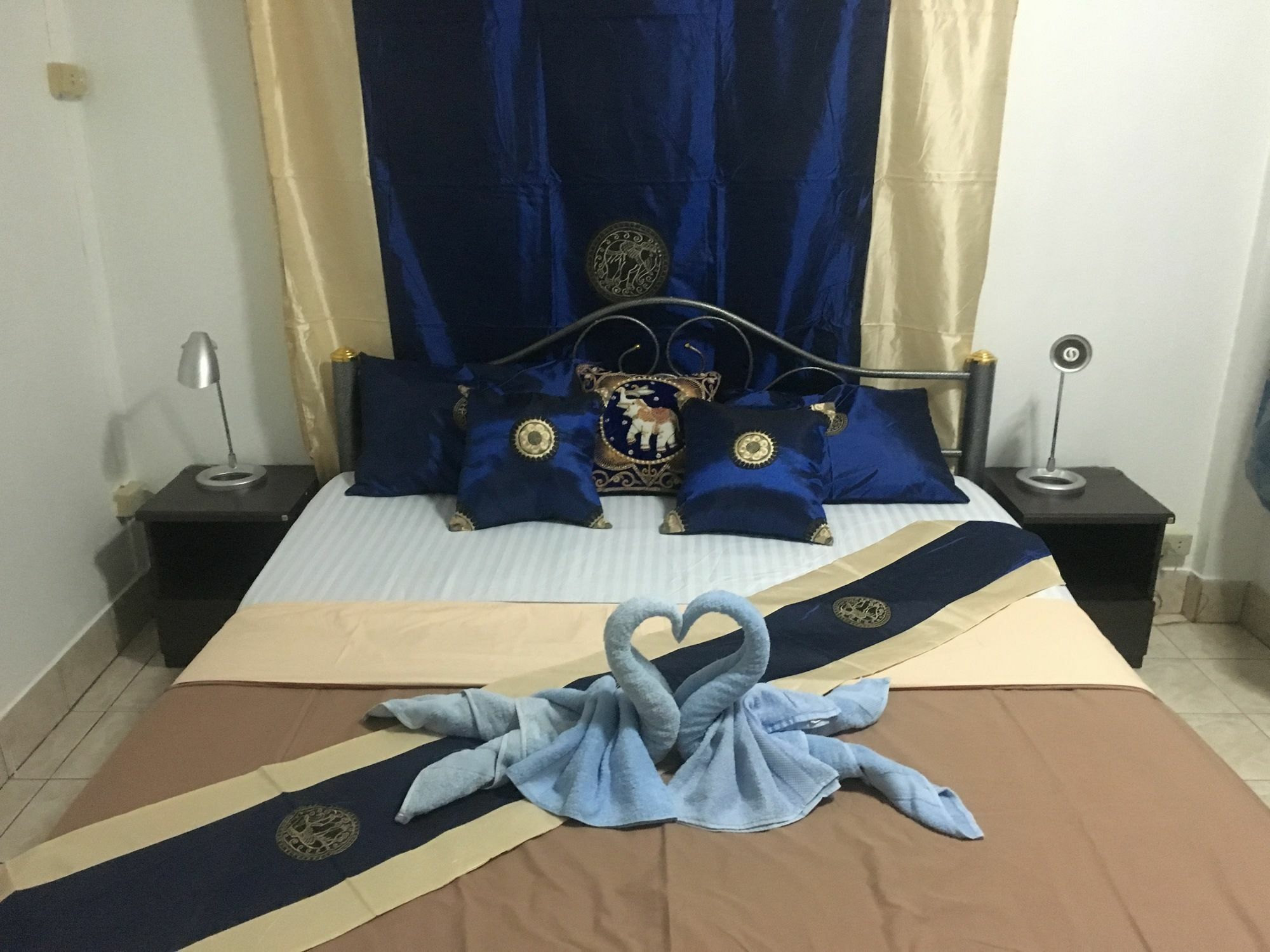 Karon Bellmans Restaurant & Guesthouse מראה חיצוני תמונה