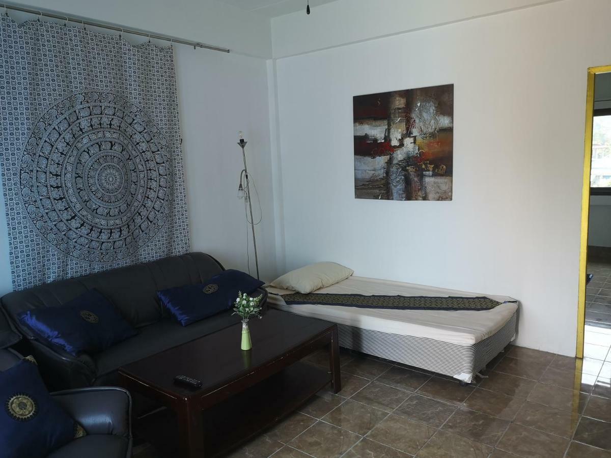 Karon Bellmans Restaurant & Guesthouse מראה חיצוני תמונה